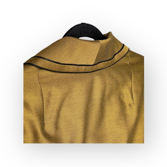 Vintage: Gentry 𖡗 Handmade 3 Button Duponi Silk Coat 𖡗 Metallic Goldenrod 𖡗 - Picture 5 of 16